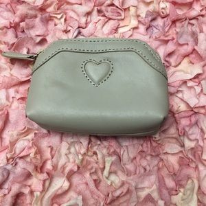 Brighton coin purse New with out tags. Beige